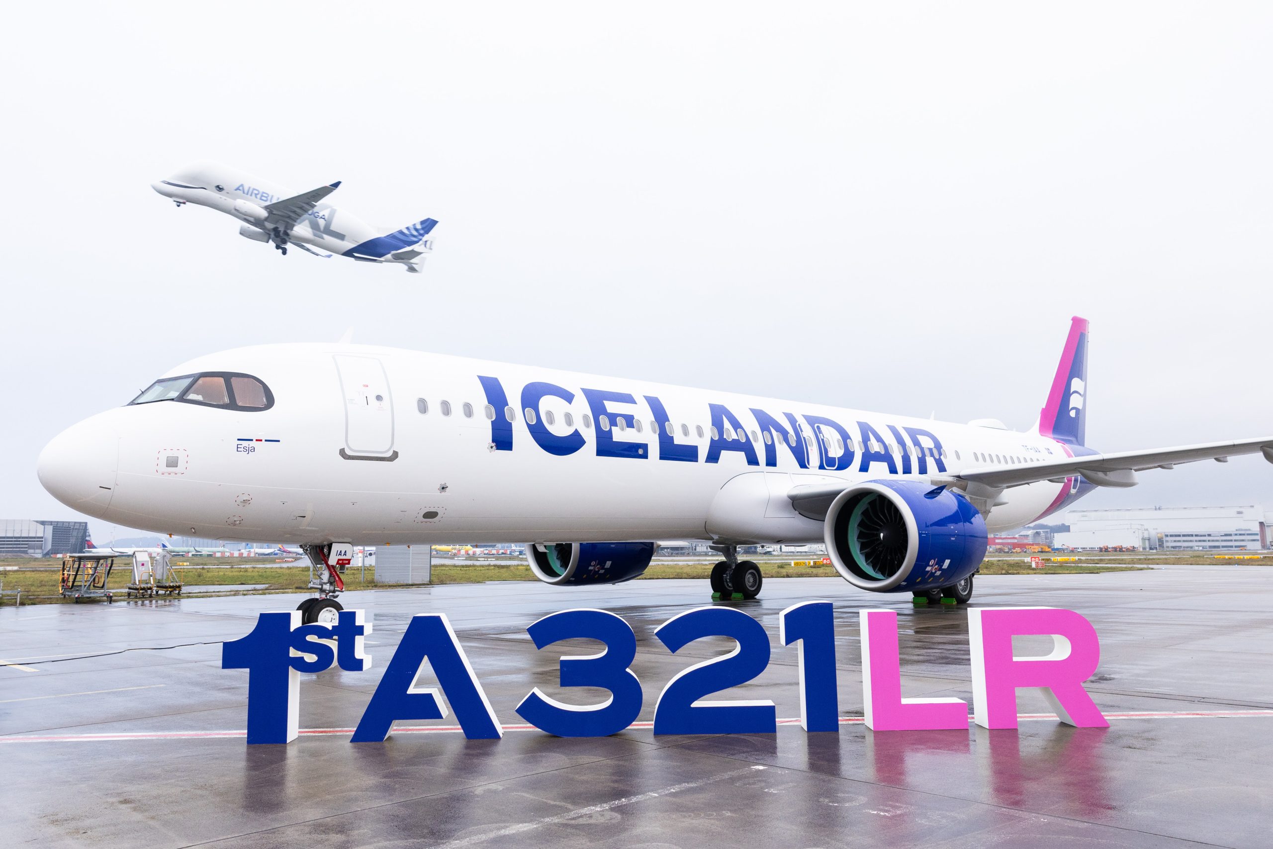 Icelandair joins the Airbus family with delivery of A321LR aircraft ...