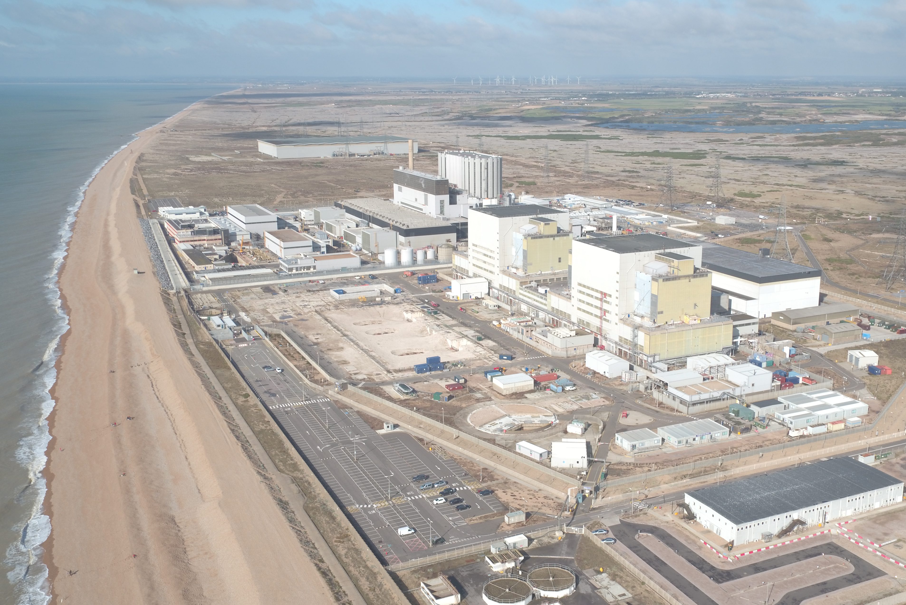 Wood Wins UK Nuclear Waste Contract TheBusinessDesk Com   Dungeness A In The Foreground And B Power Stations E1544441731687 