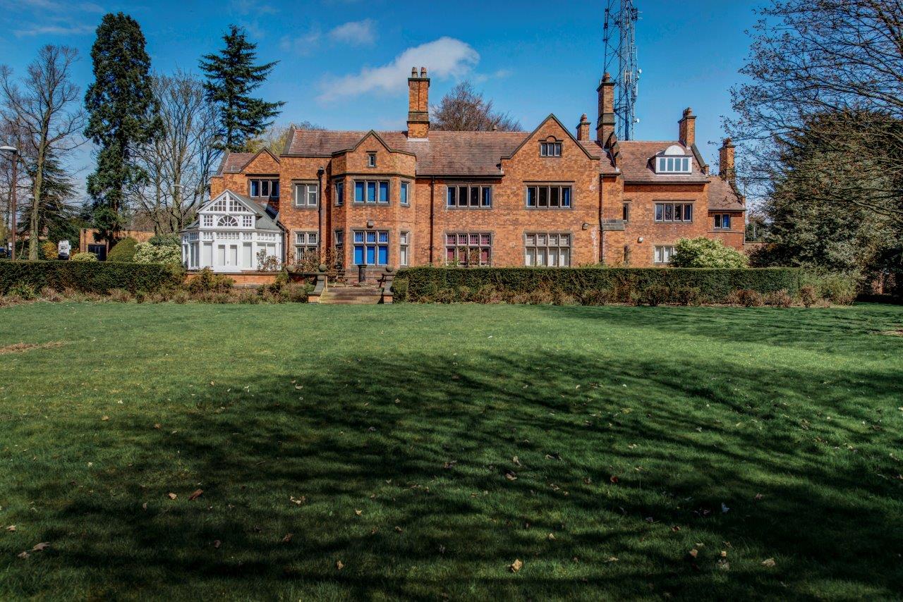 Former Derbyshire Fire and Rescue HQ up for sale | TheBusinessDesk.com